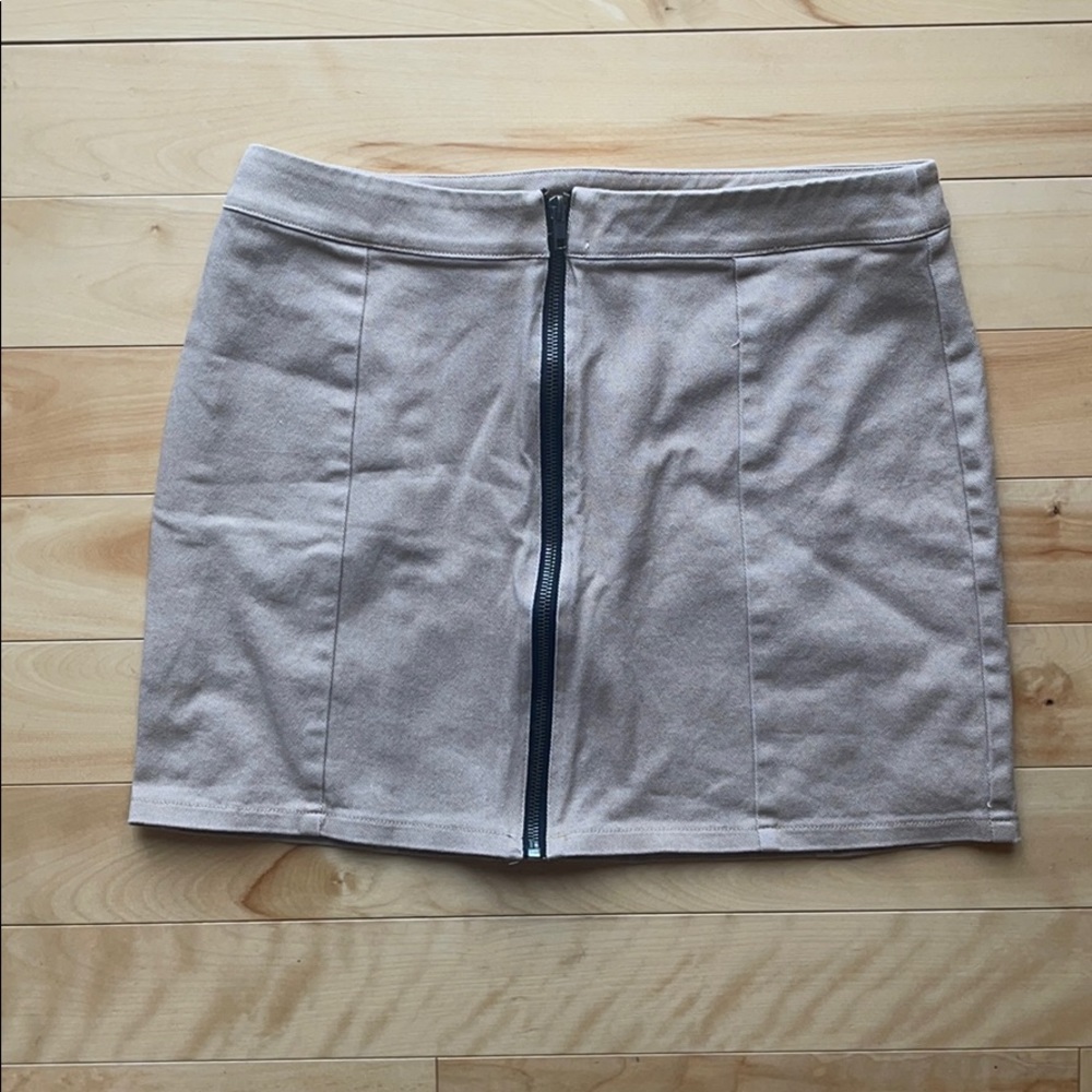 Forever 21 skirt